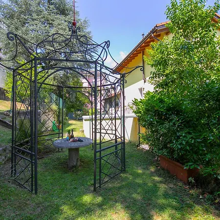 Franklin House With Private Garden - Happy Appartamento