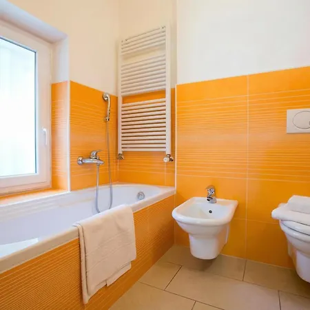 Franklin House With Private Garden - Happy * Lugano